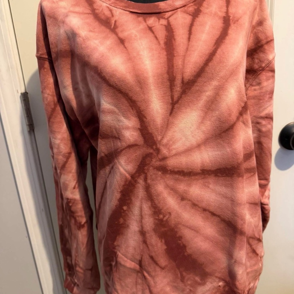 Women's Rose Tie-Dye Sweatshirt